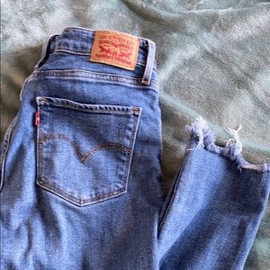 Levi’s 720 high rise skinny